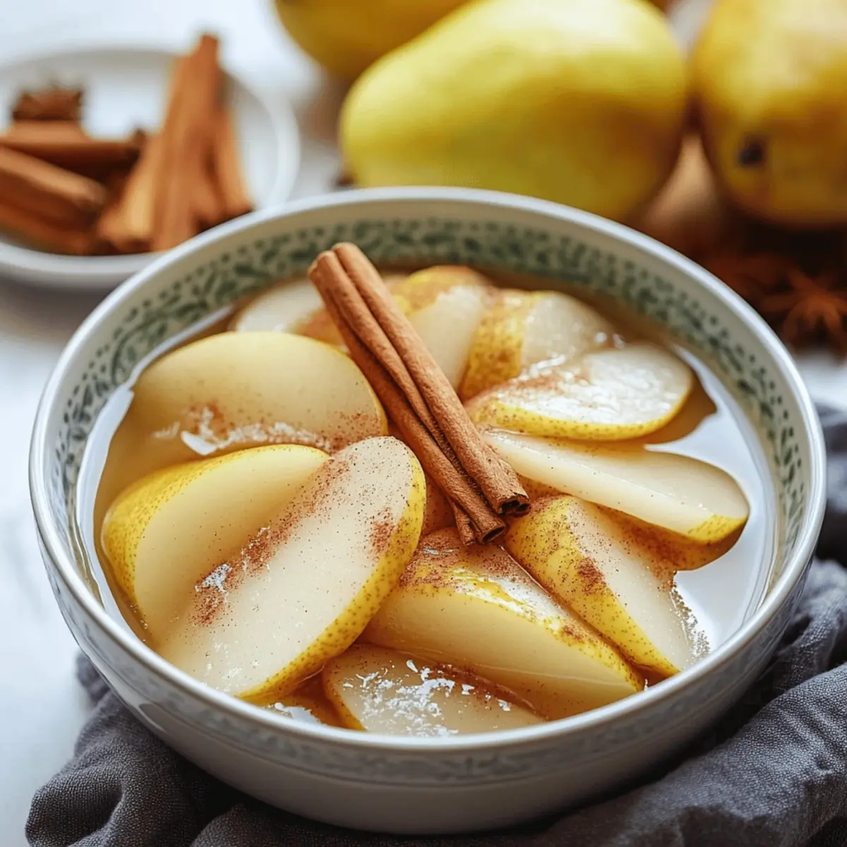 Stewed Pears with Cinnamon and Vanilla